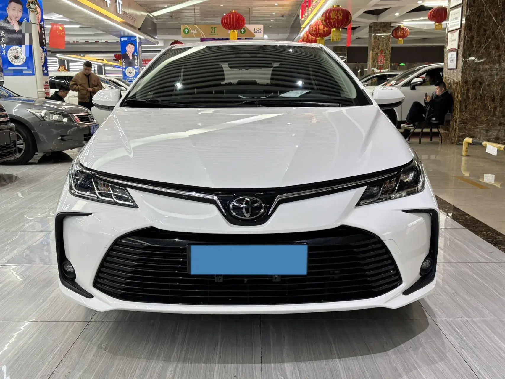 2021 TOYOTA COROLLA thumbnail 2