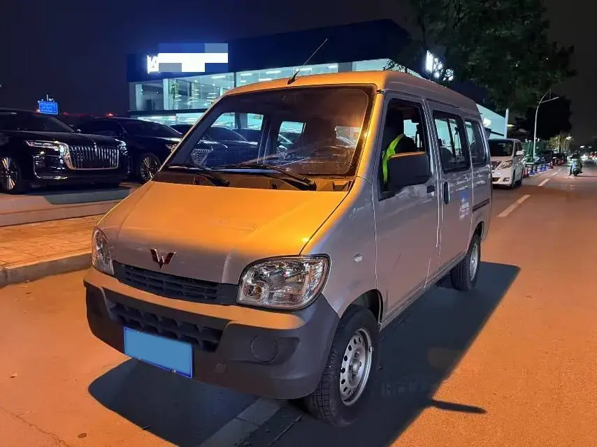 2020 WuLing ZhiGuang 1.2L 76HP L4 5MT