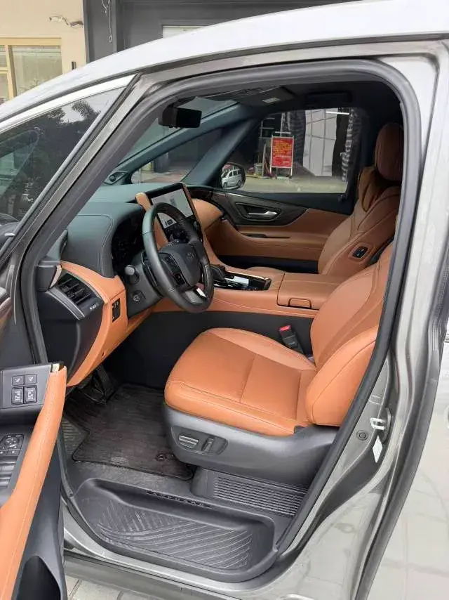 2024 TOYOTA ALPHARD thumbnail 3