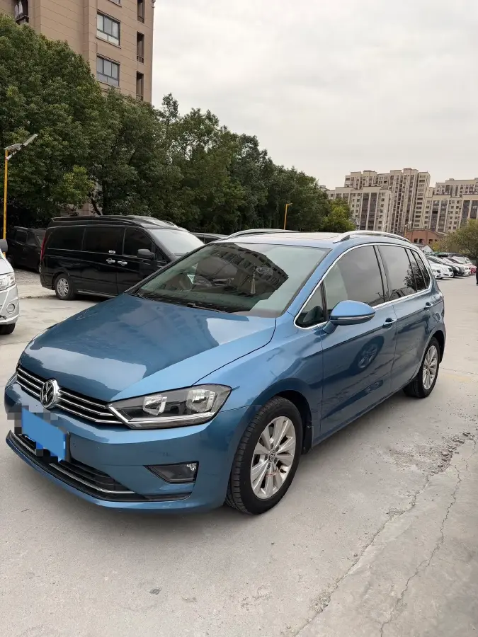 2018 Volkswagen Golf Sportsvan 1.4T 131HP L4 7DCT