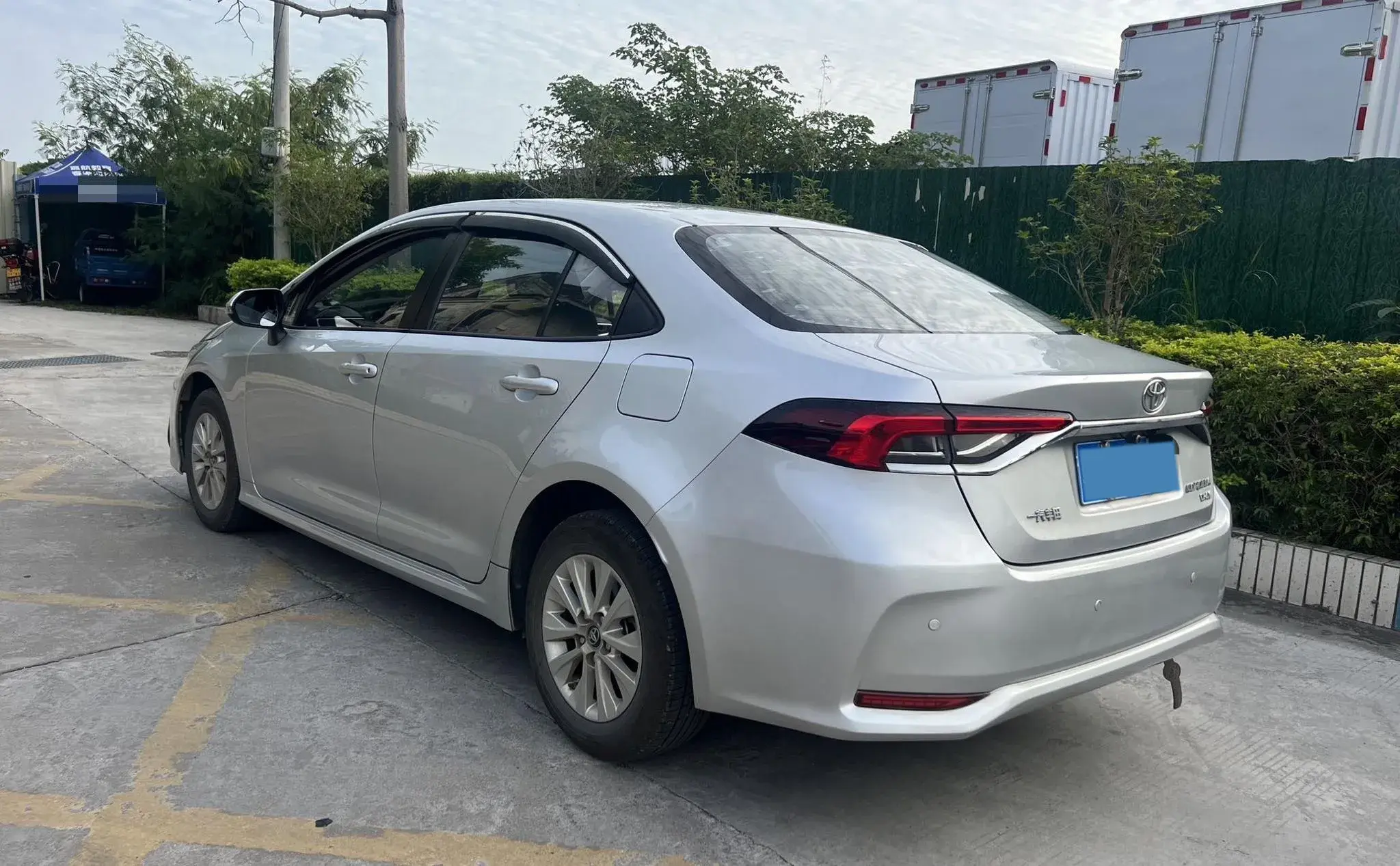 2019 TOYOTA COROLLA thumbnail 4