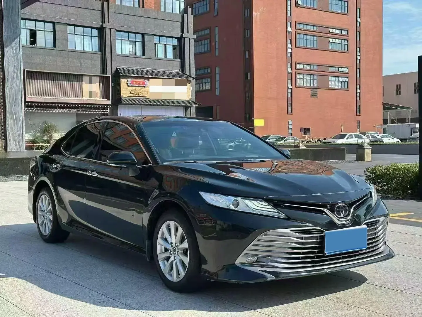 2019 TOYOTA CAMRY thumbnail 3