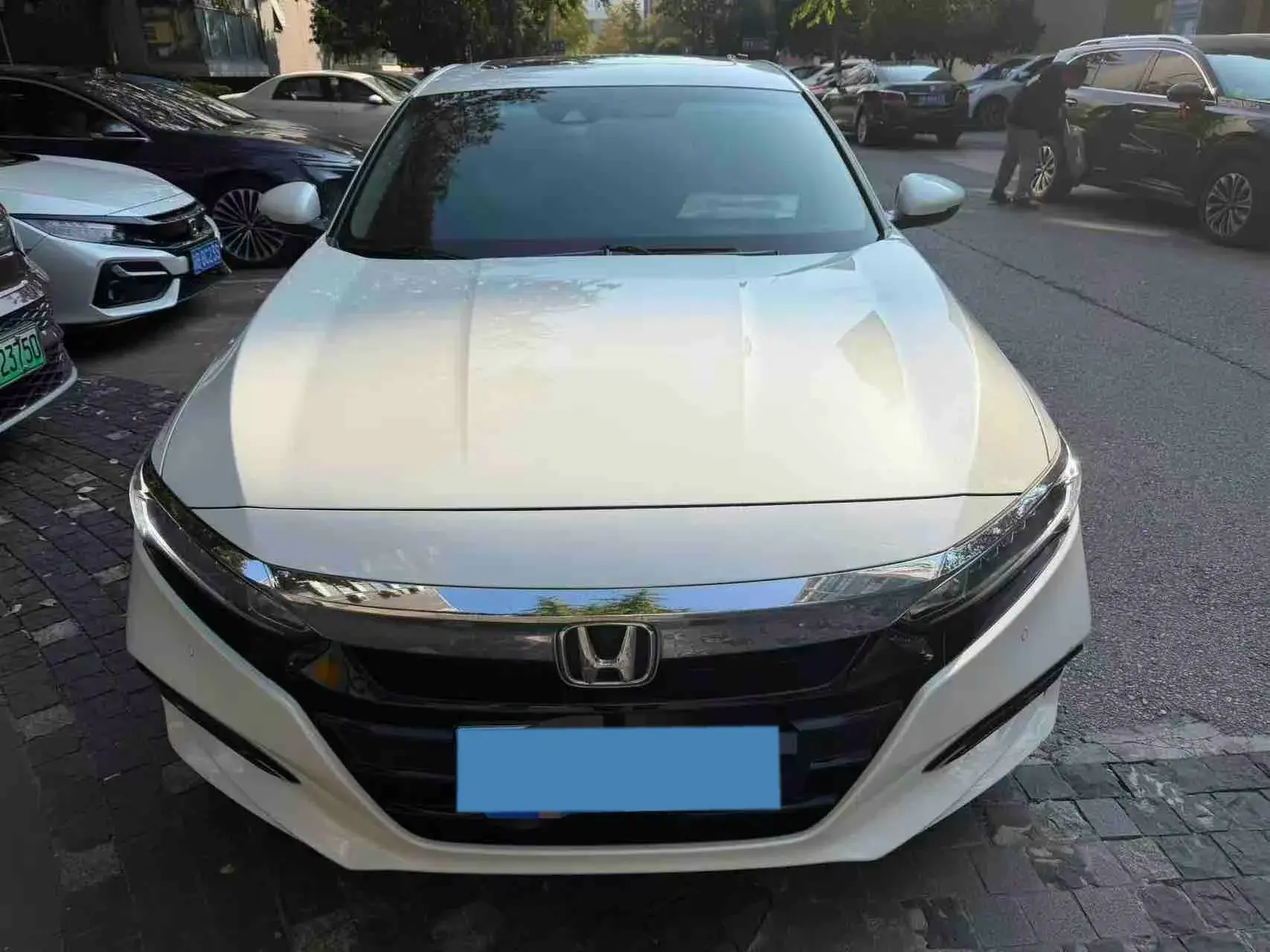 2018 HONDA ACCORD thumbnail 2