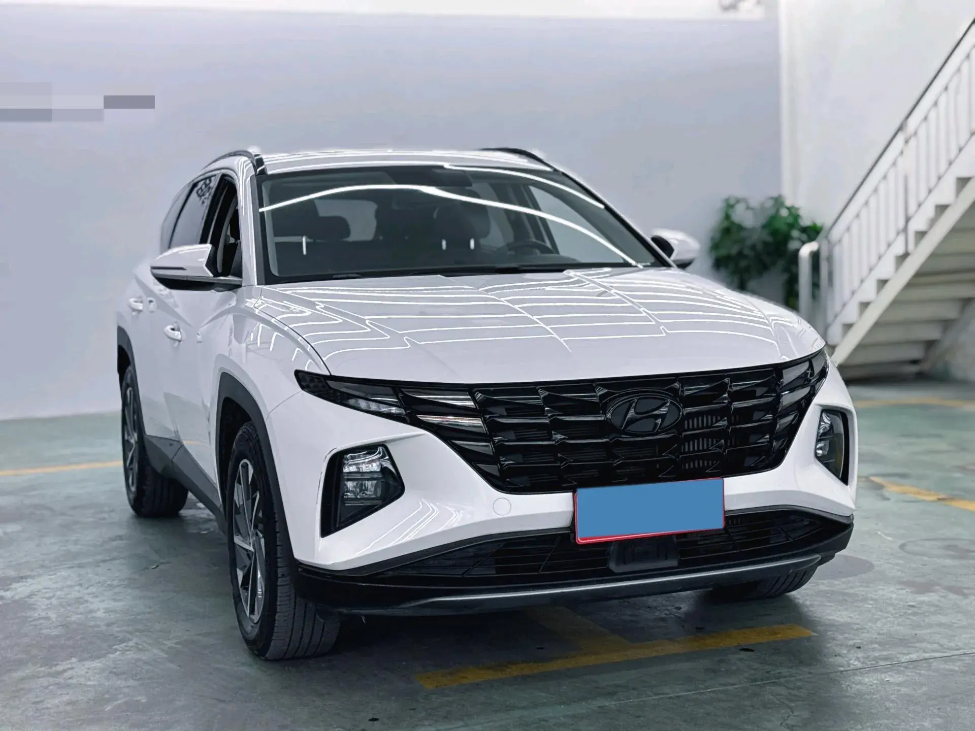 2023 HYUNDAI TUCSON thumbnail 2