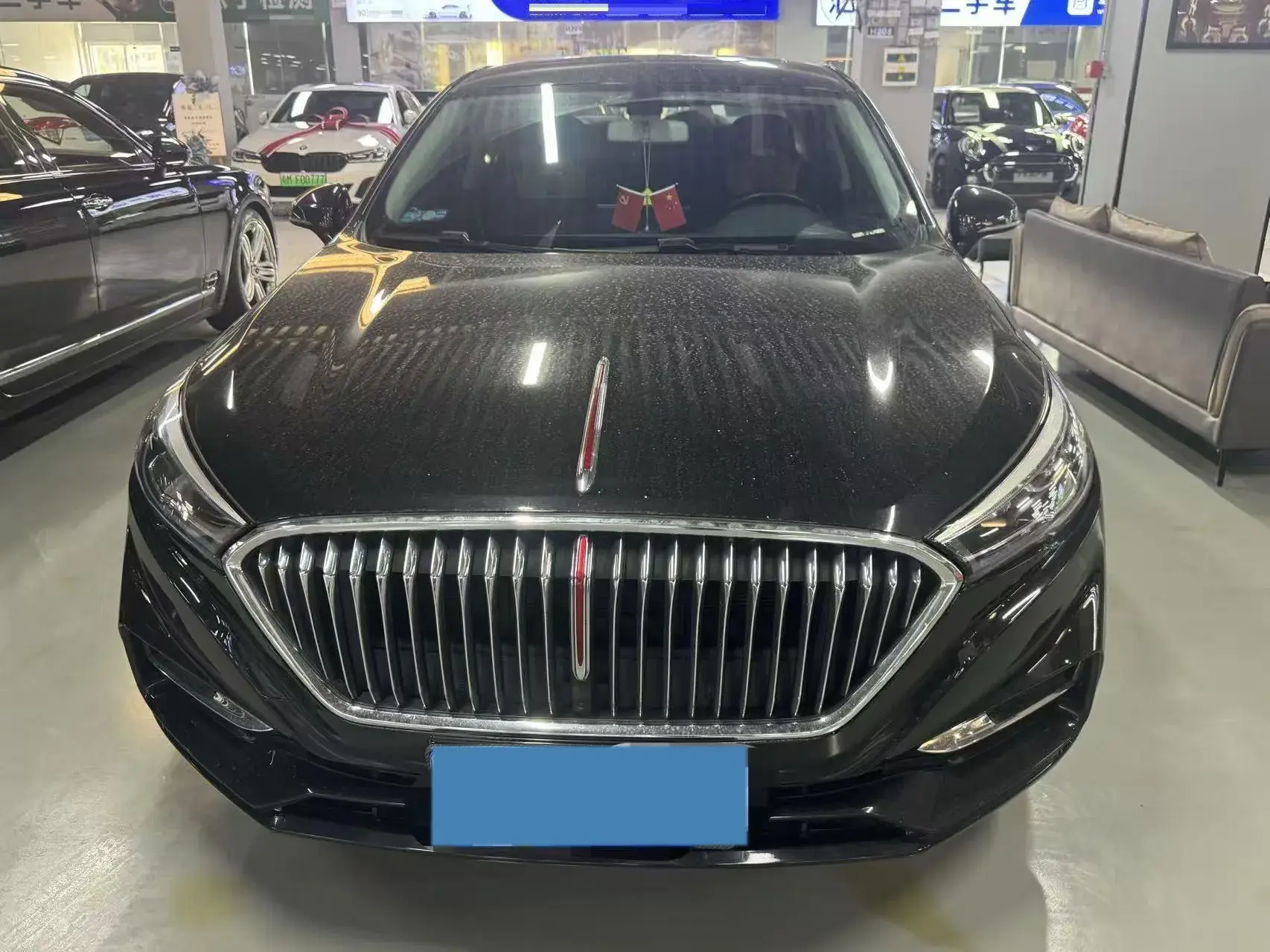 2022 HONGQI H5 thumbnail 2