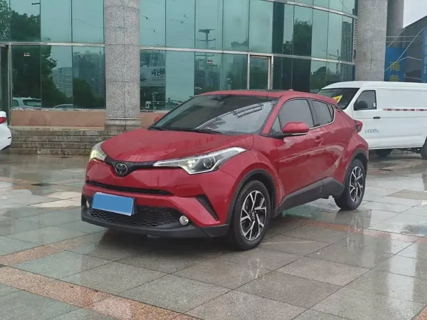 2018 Toyota C-HR 2.0L 171HP L4 CVT