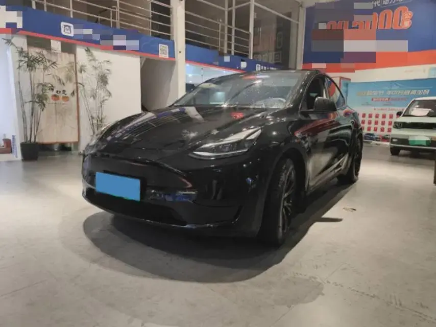 2022 Tesla Model Y BEV 60KWH