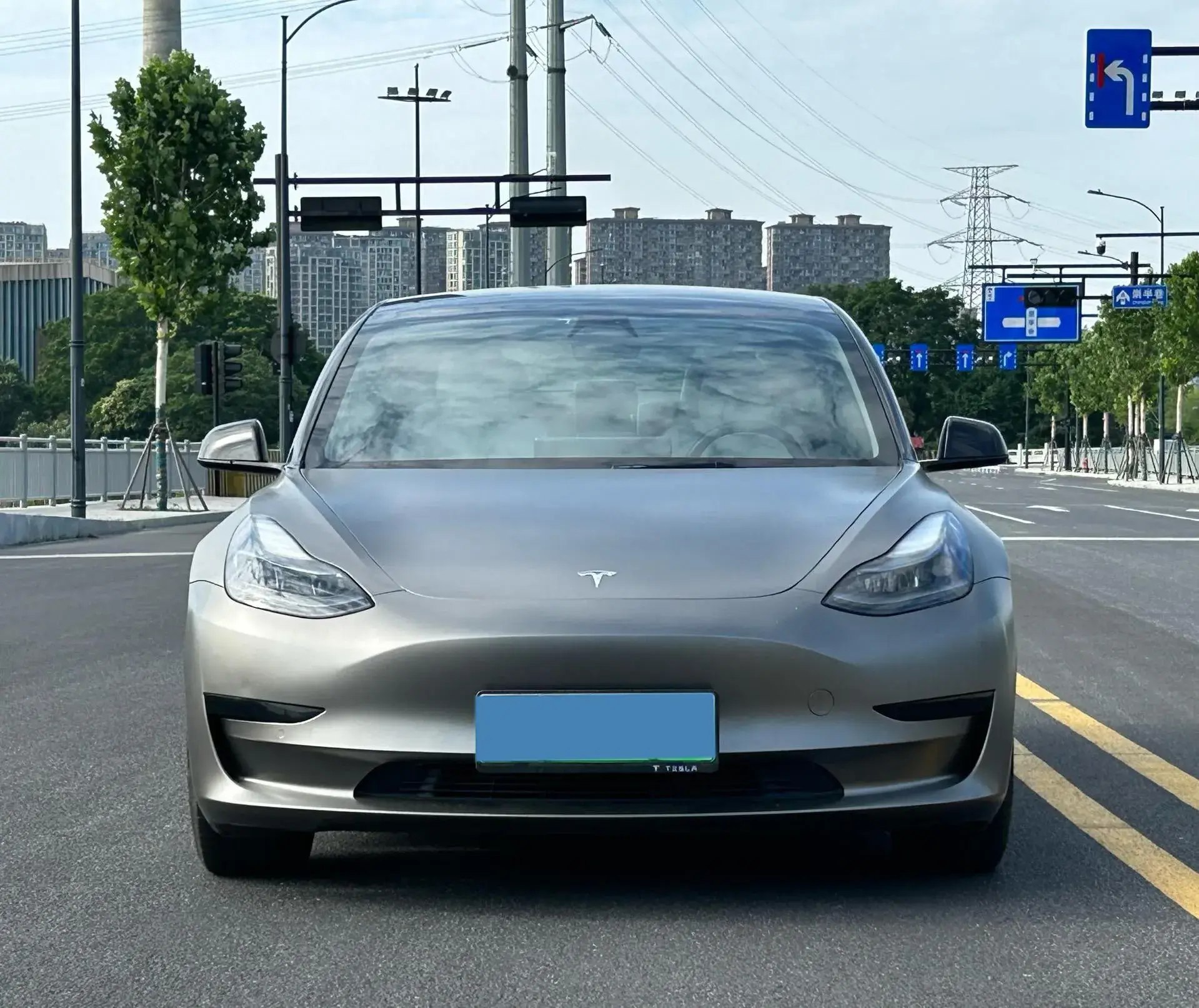 2022 TESLA MODEL thumbnail 2