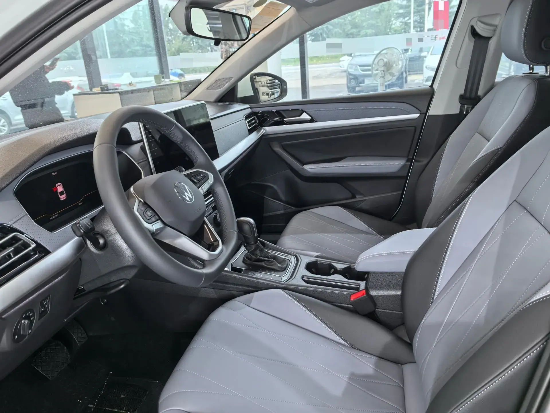 2024 VOLKSWAGEN LAVIDA thumbnail 4