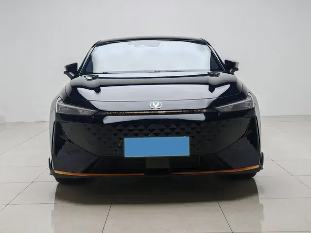 2025 CHANGAN UNI-V thumbnail 2