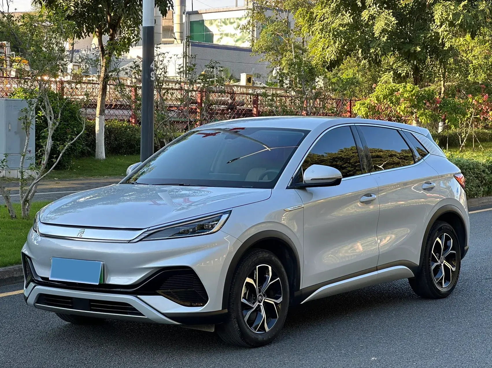 2022 BYD YUAN view 1