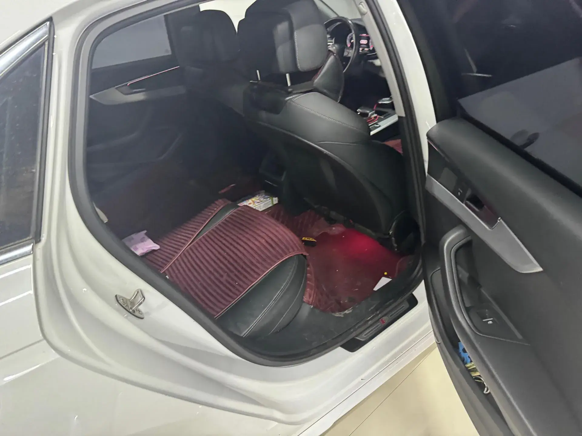 2020 AUDI A4L thumbnail 2