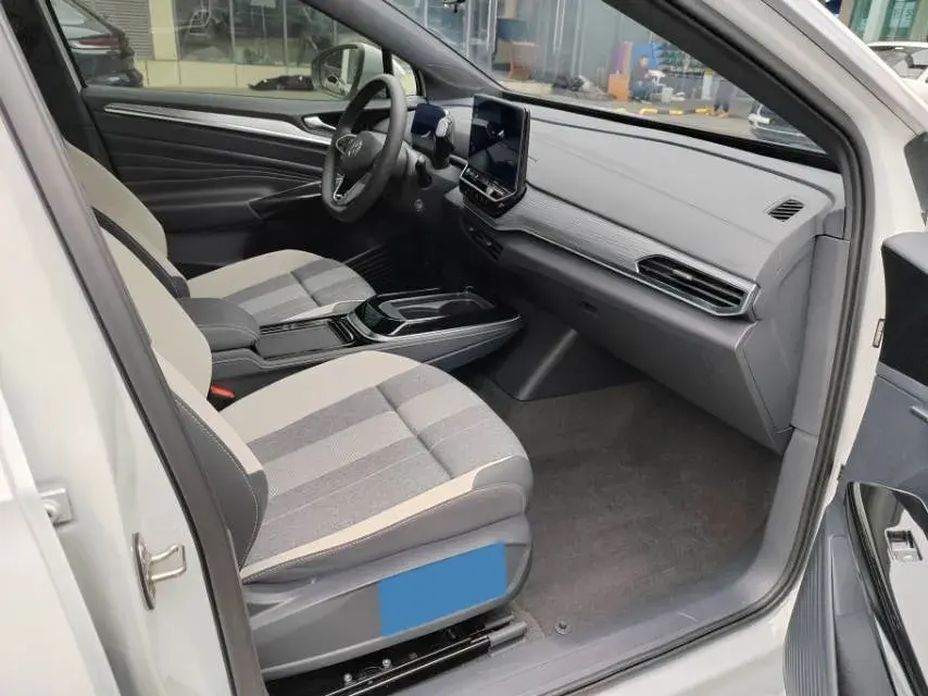 2022 VOLKSWAGEN ID.4 thumbnail 4