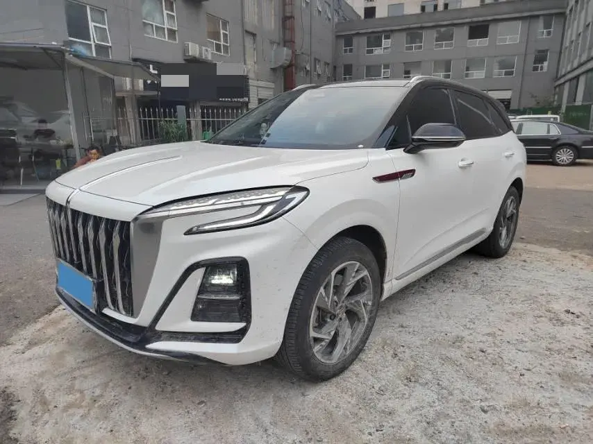 2023 HongQi HS3 2.0T 252HP L4 8AT