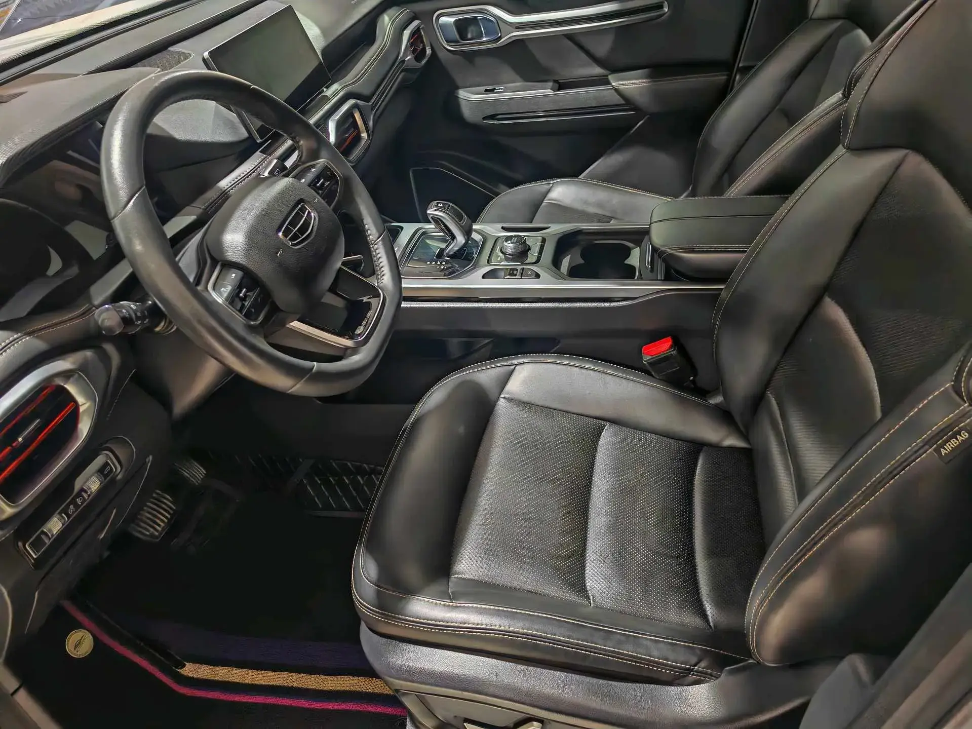 2020 GEELY OKAVANGO thumbnail 4