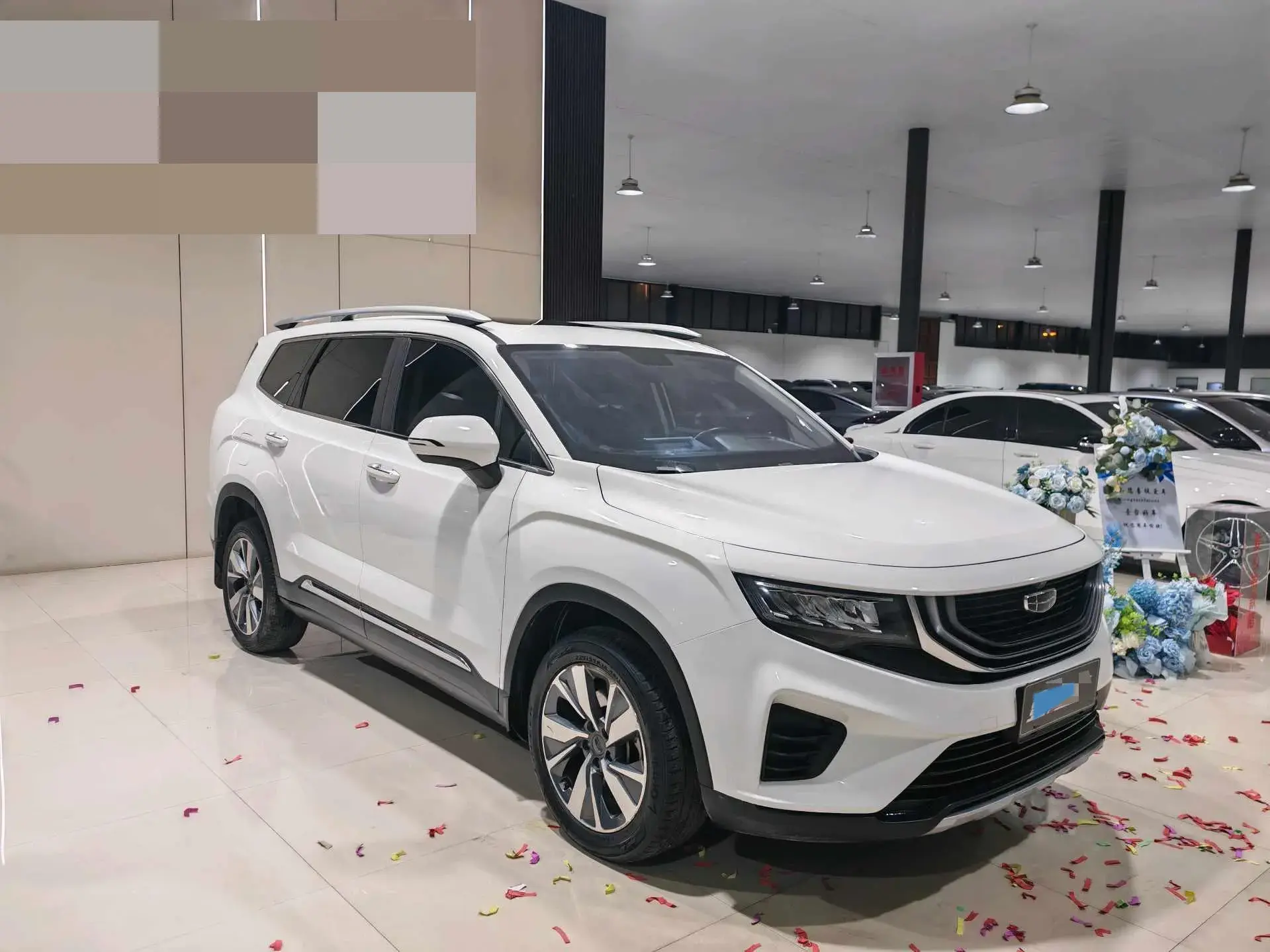 2020 GEELY OKAVANGO thumbnail 3