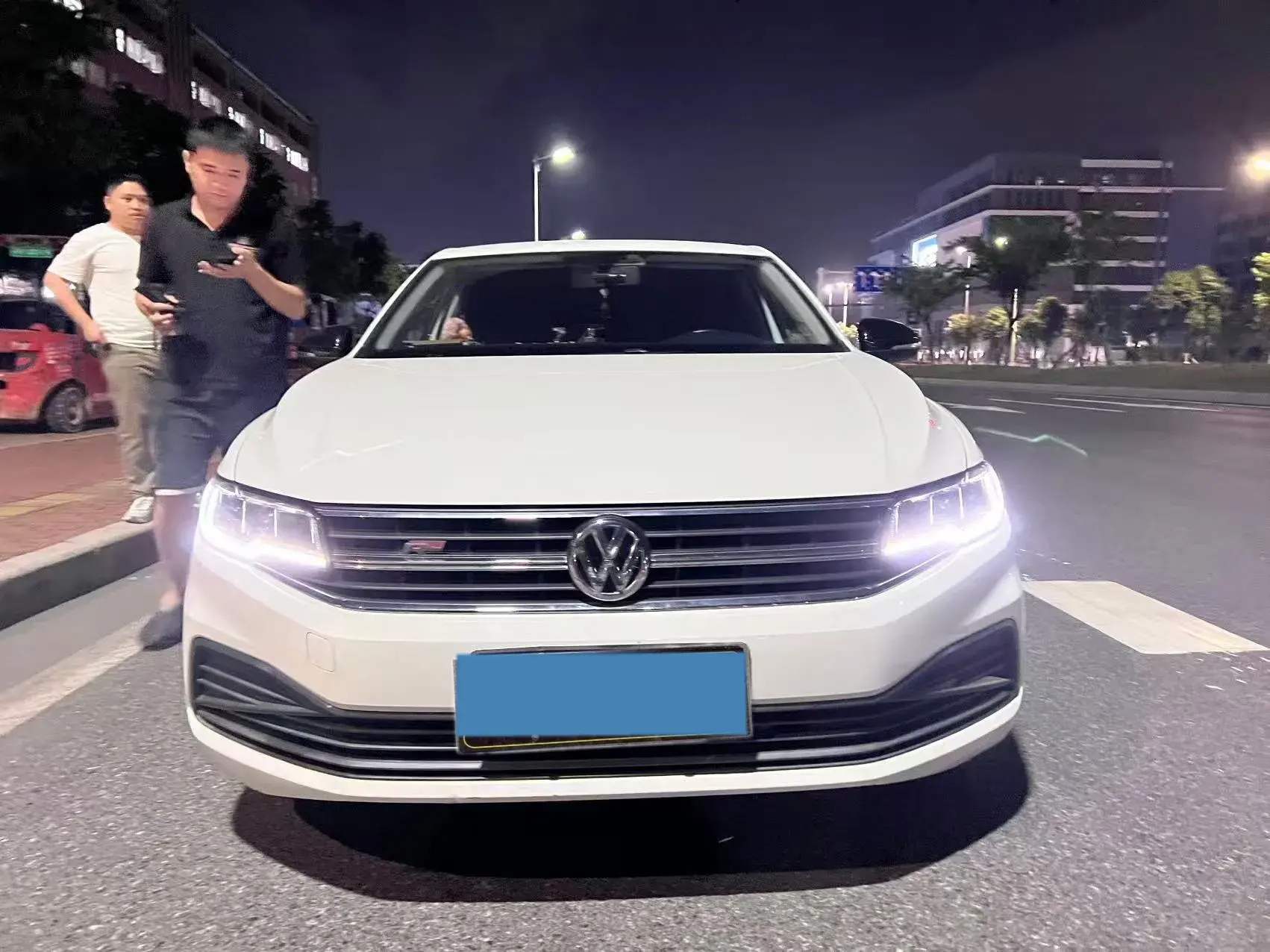 2019 VOLKSWAGEN BORA thumbnail 2