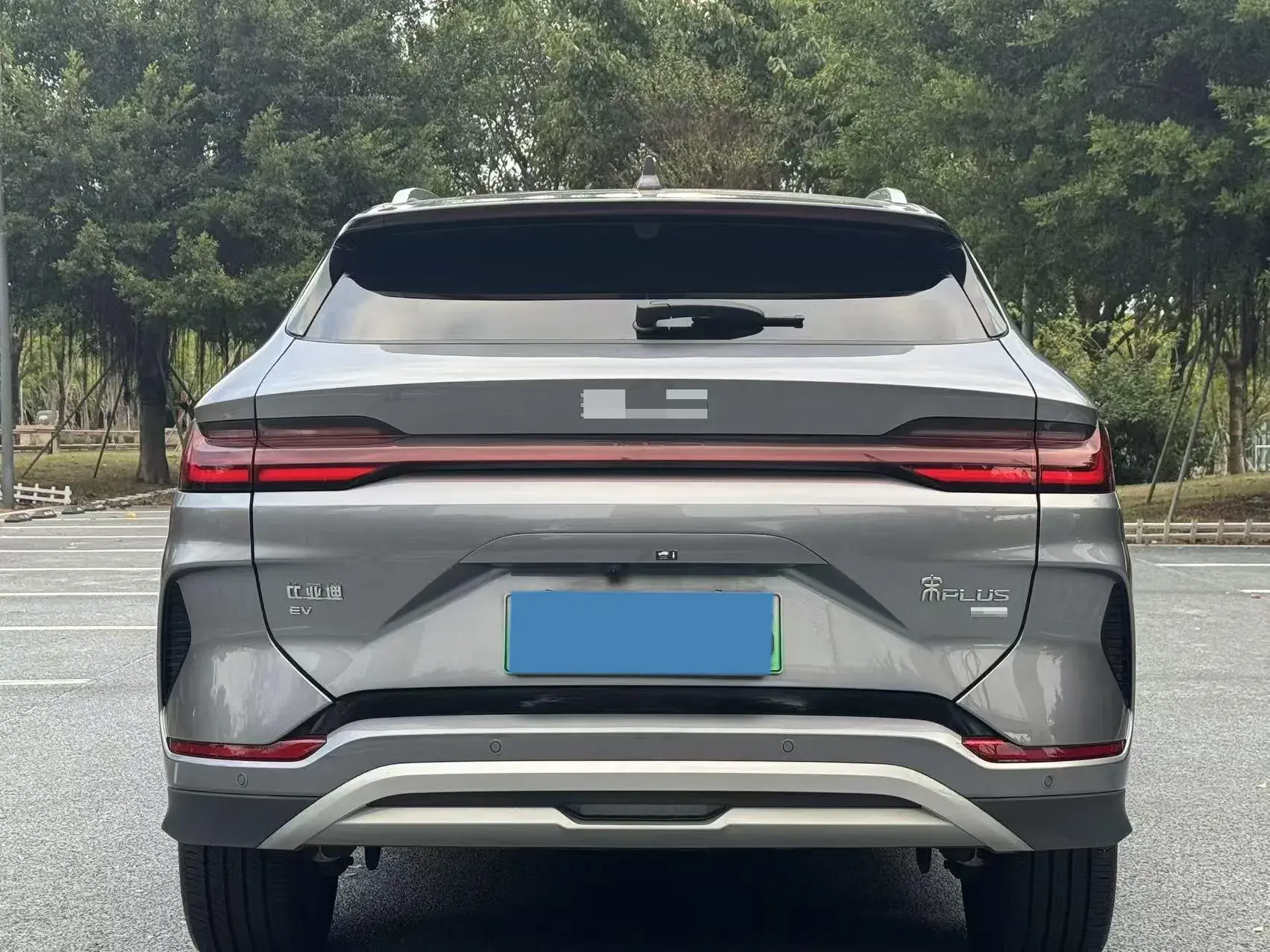 2025 BYD SONG thumbnail 4