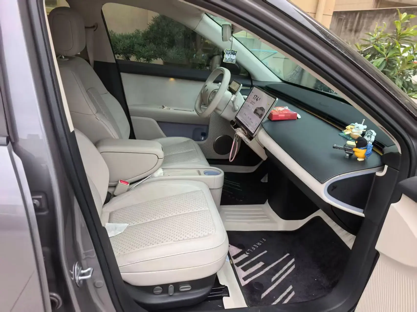 2025 FIREFLY FIREFLY thumbnail 4