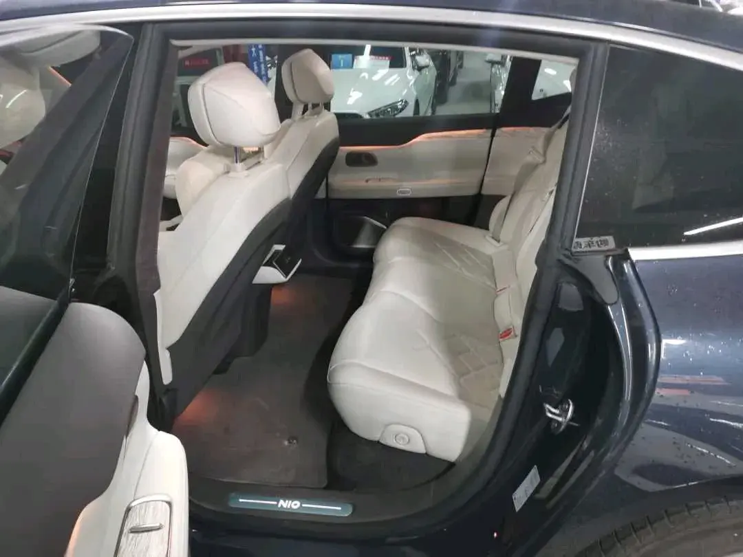 2021 VOLKSWAGEN ID.6 thumbnail 2