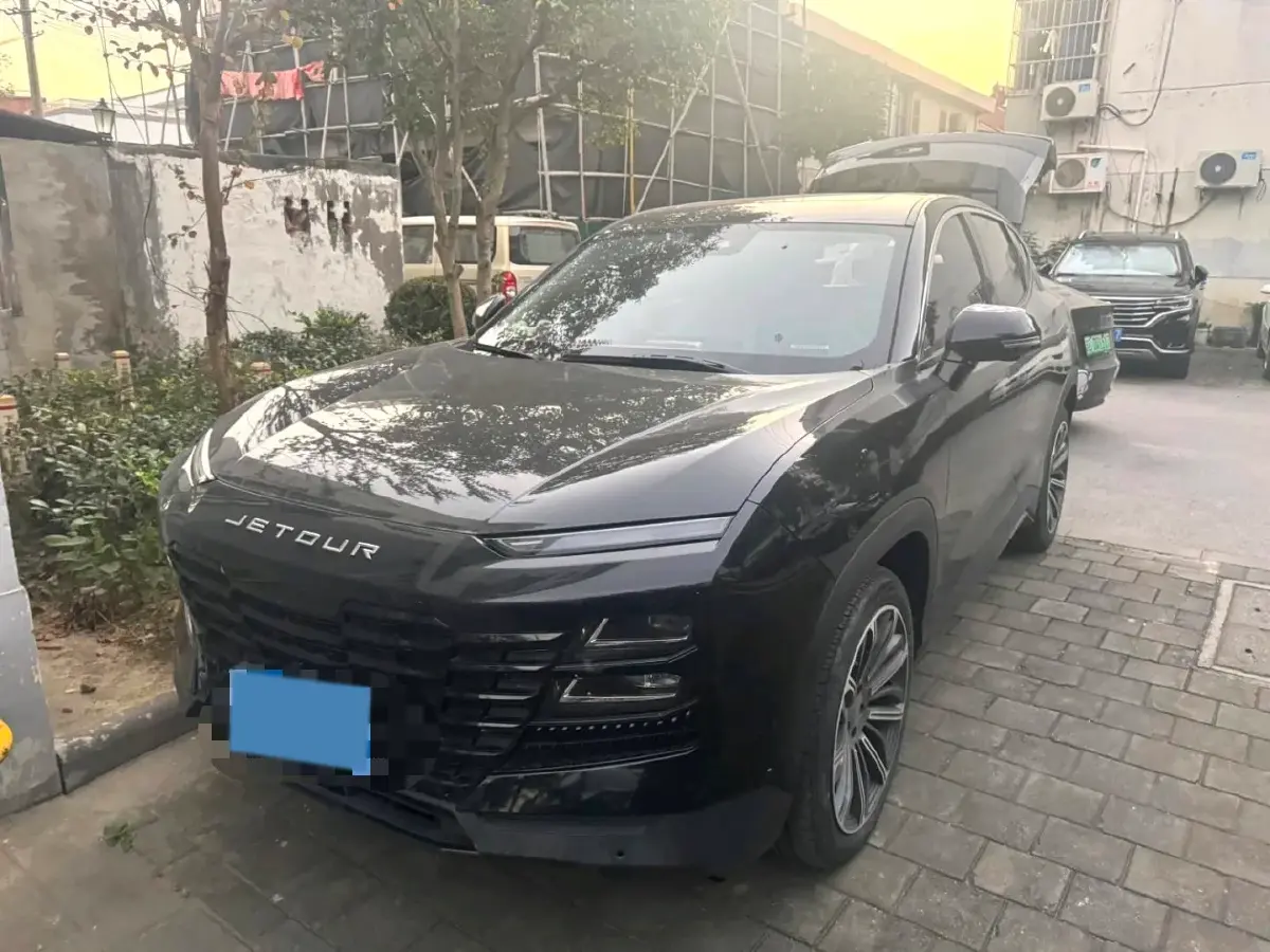 2023 Jetour DASHING 1.5T 156HP L4 6DCT