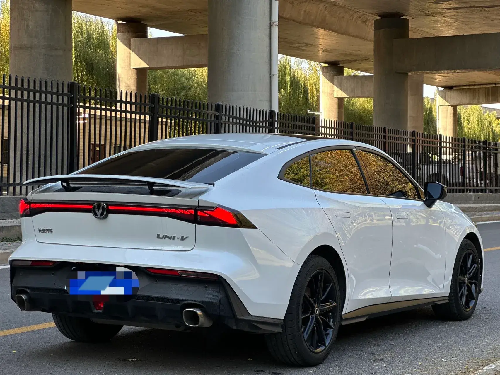 2023 CHANGAN UNI-V thumbnail 4