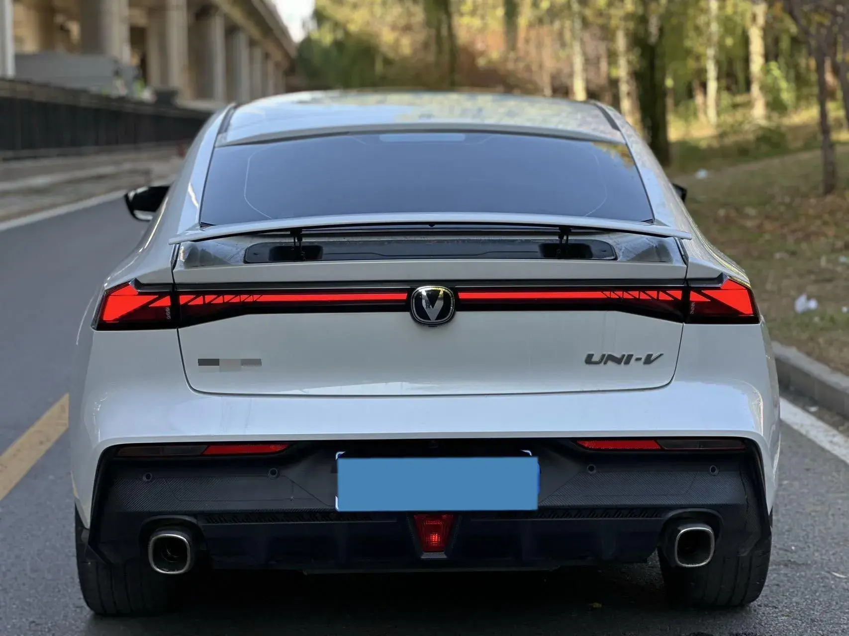 2023 CHANGAN UNI-V thumbnail 3