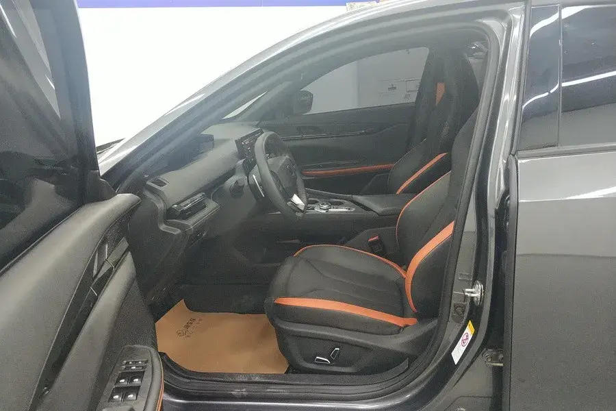 2023 CHANGAN UNI-V thumbnail 4