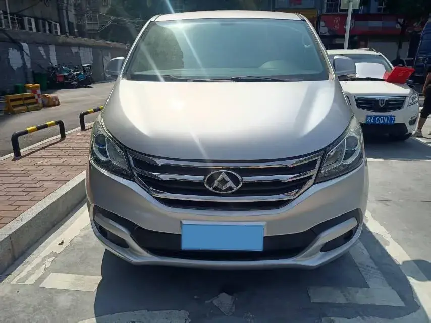 2016 MAXUS G10 thumbnail 3