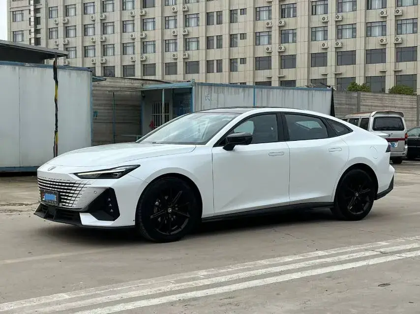 2022 ChangAn UNI-V 1.5T 188HP L4 7DCT