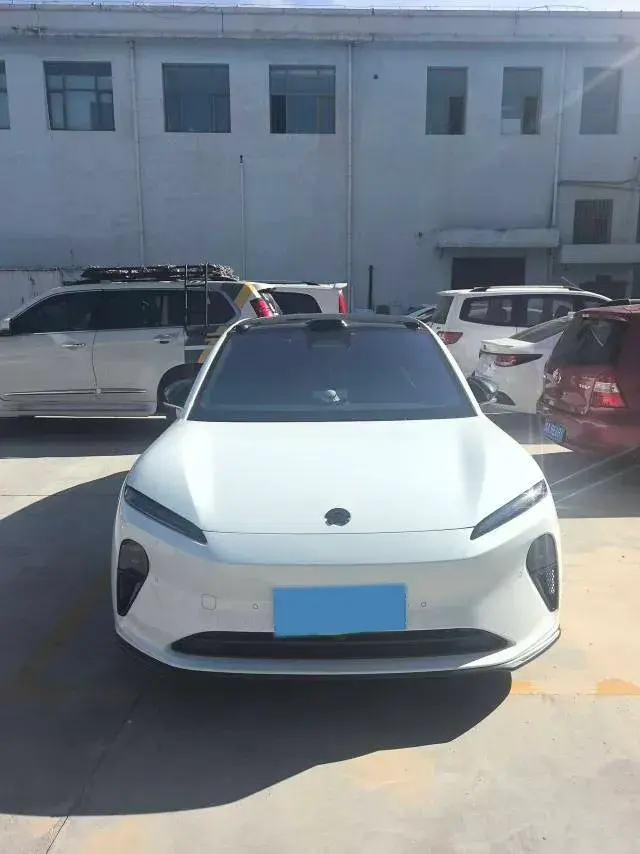 2024 NIO ET5T thumbnail 2