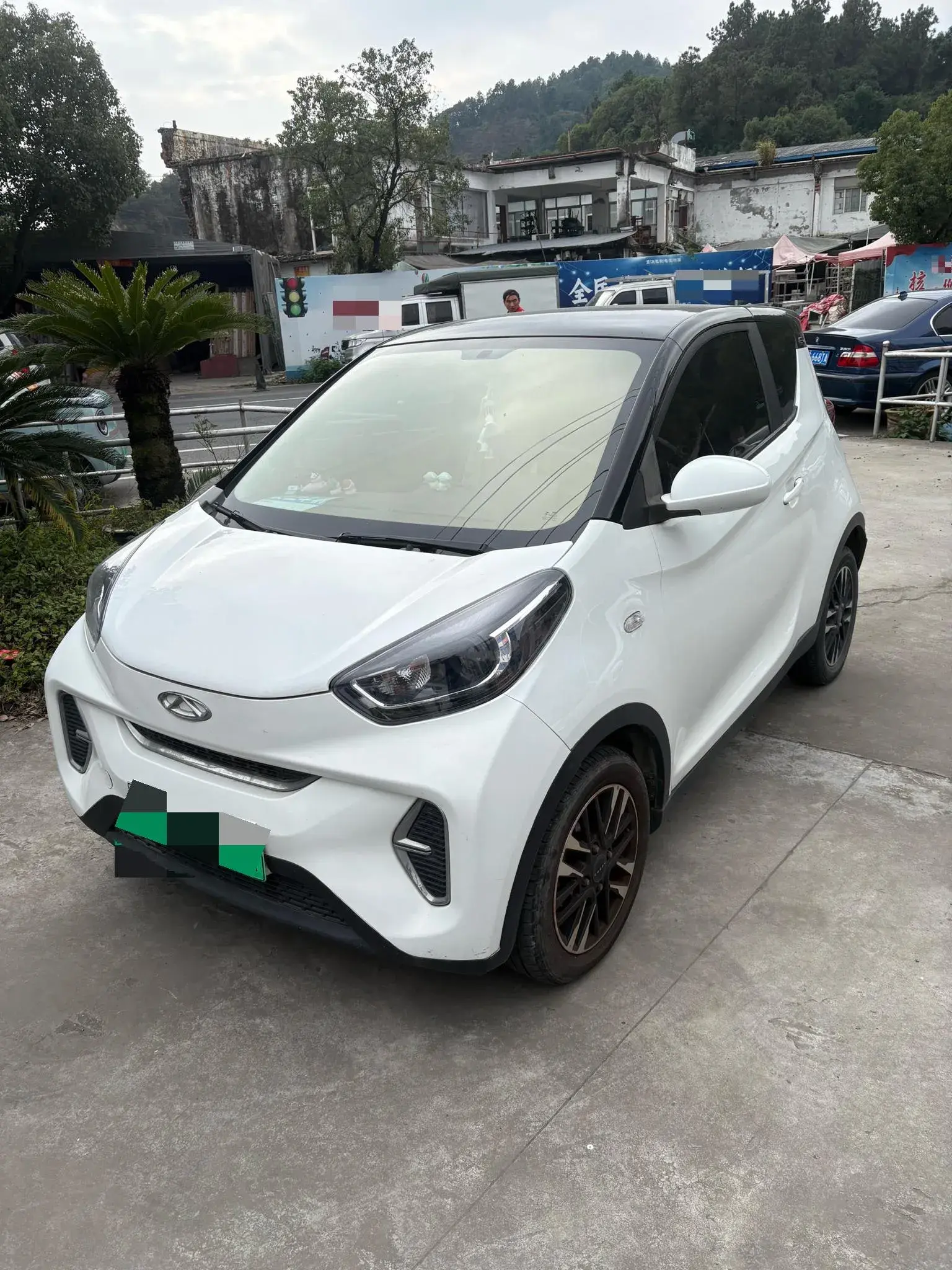 2022 CHERY LITTLE view 1