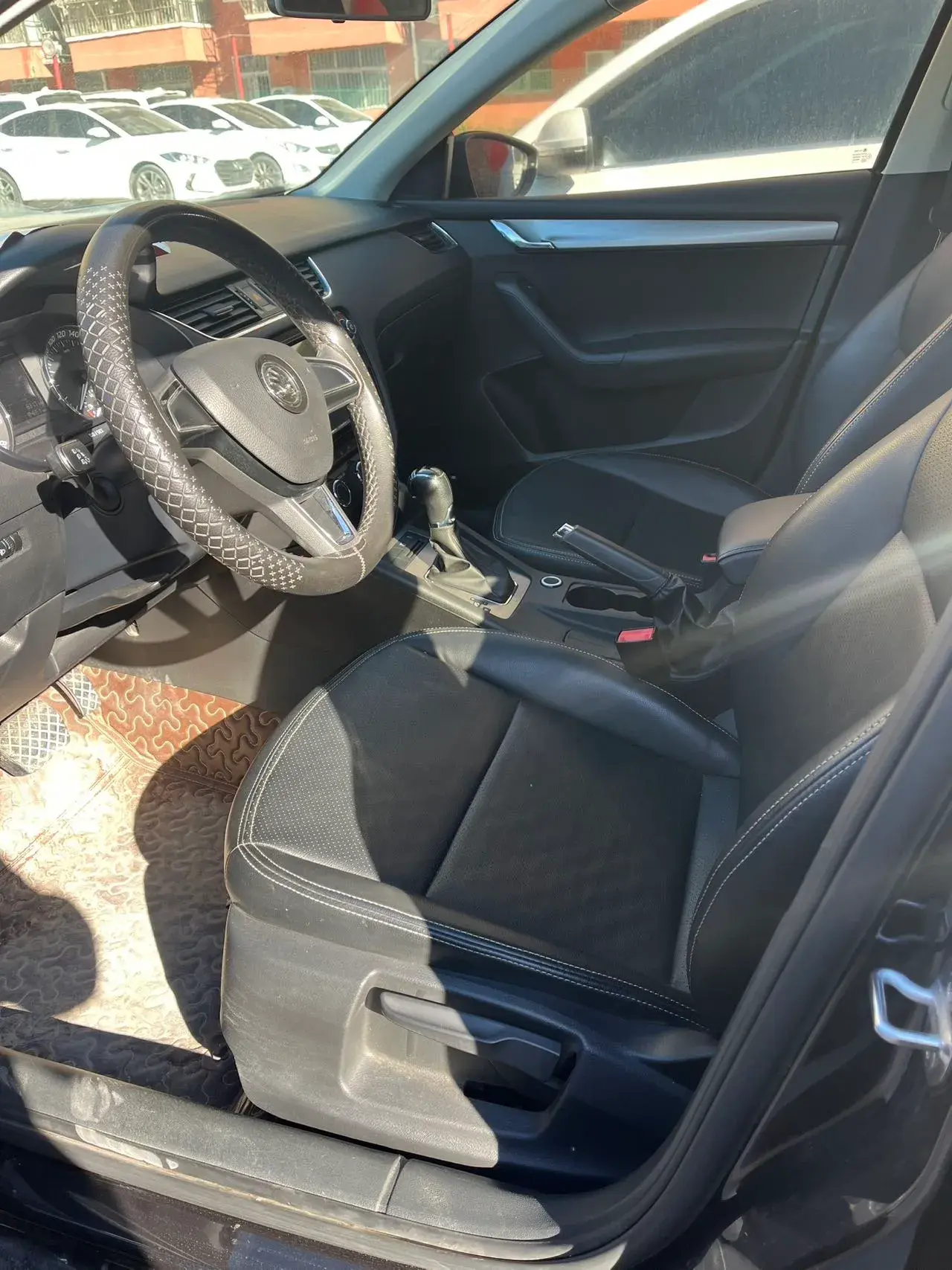 2018 SKODA OCTAVIA thumbnail 4