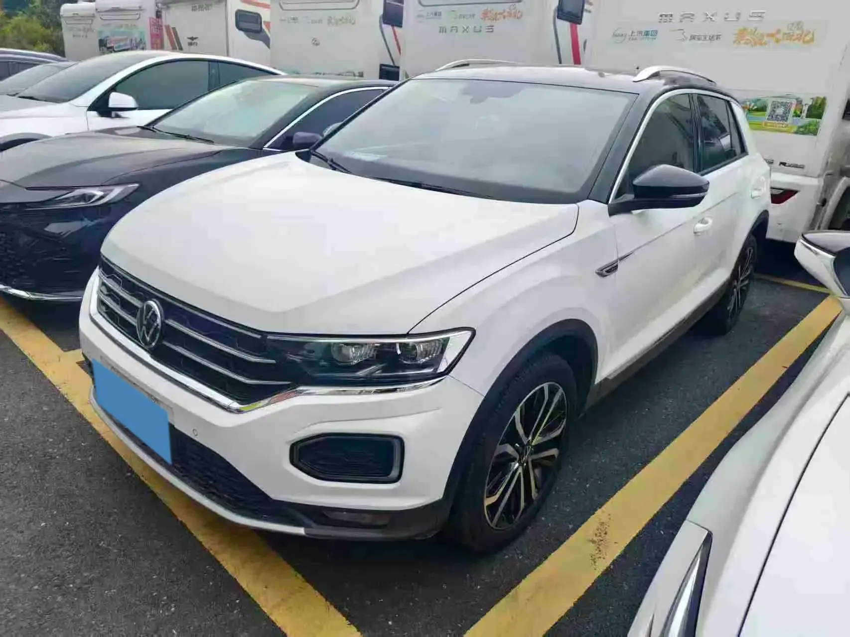 2021 VOLKSWAGEN T-ROC view 1