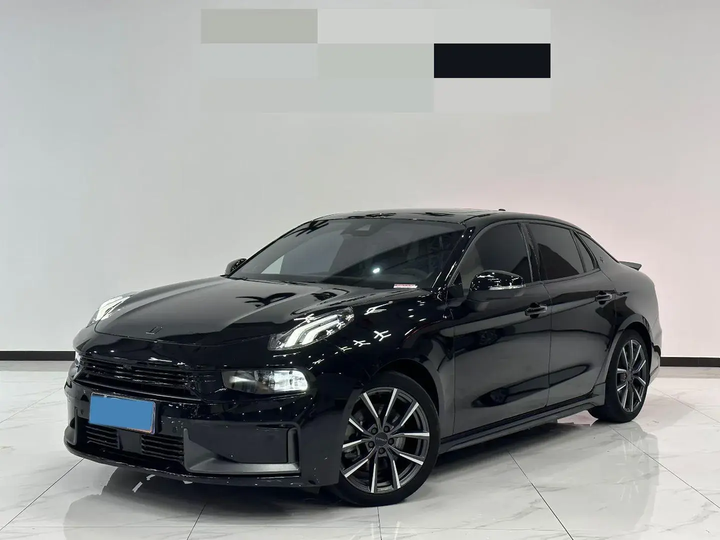 2022 LYNK&CO 03 view 1