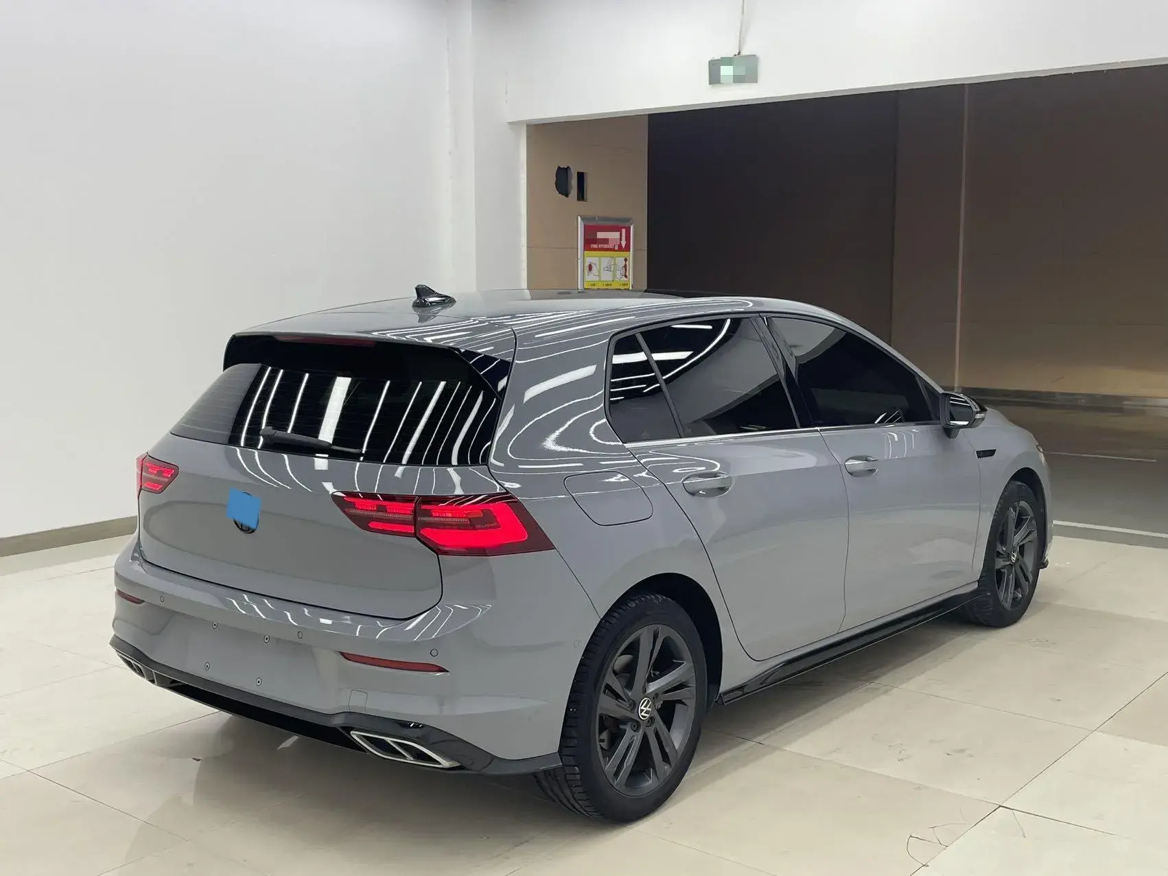 2021 VOLKSWAGEN GOLF thumbnail 2