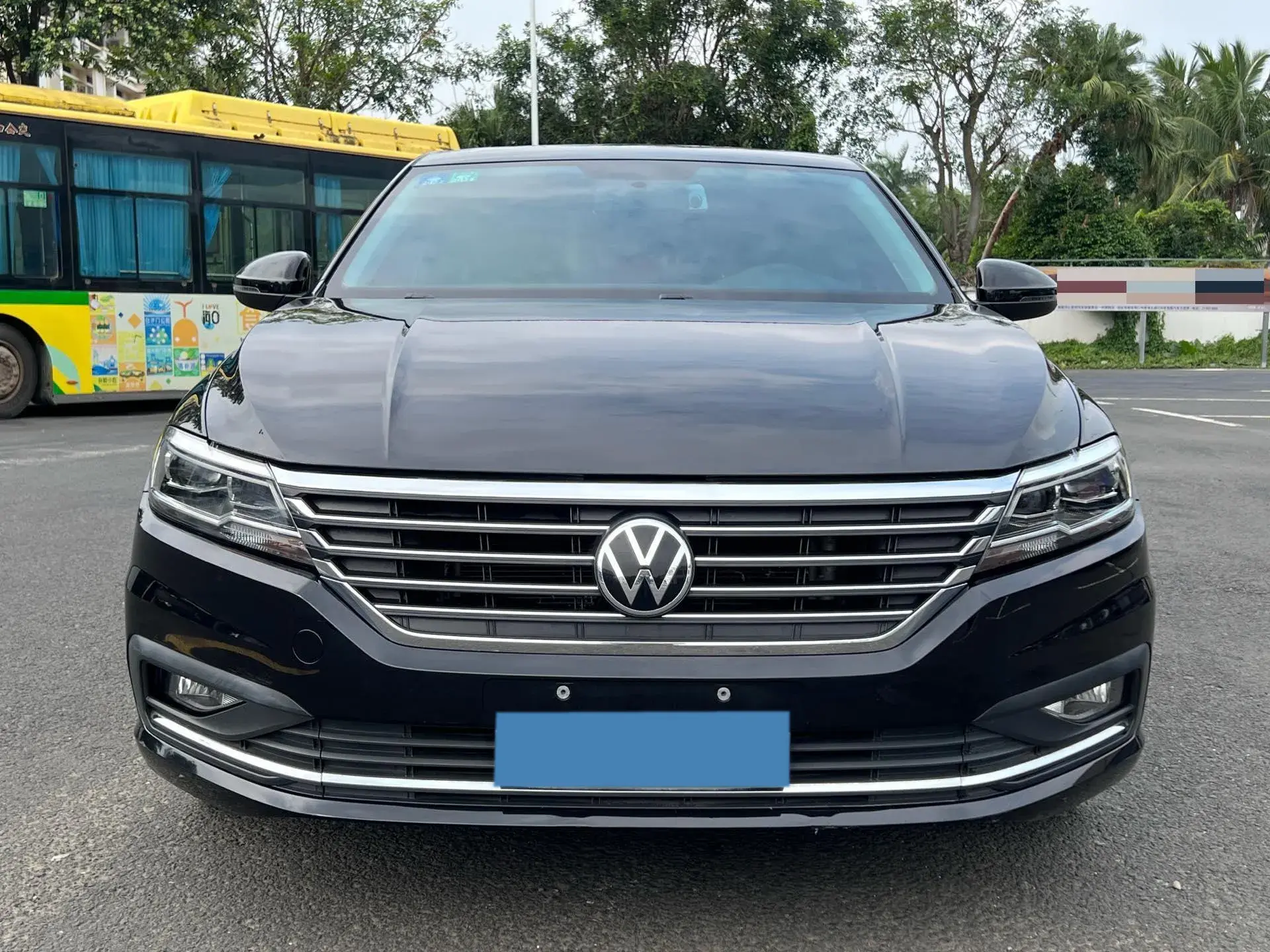 2019 VOLKSWAGEN LAVIDA thumbnail 2