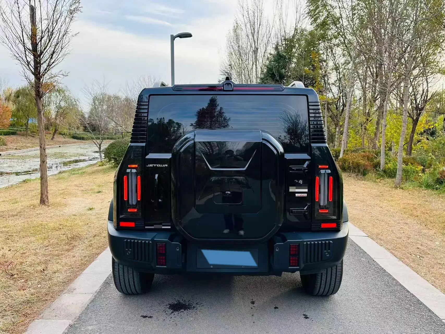 2023 JETOUR TRAVELLER thumbnail 4