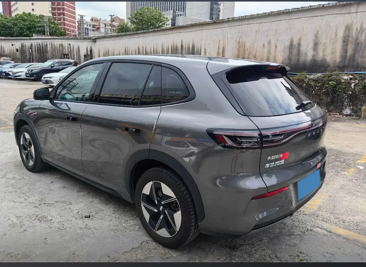 2024 GEELY GALAXY thumbnail 3
