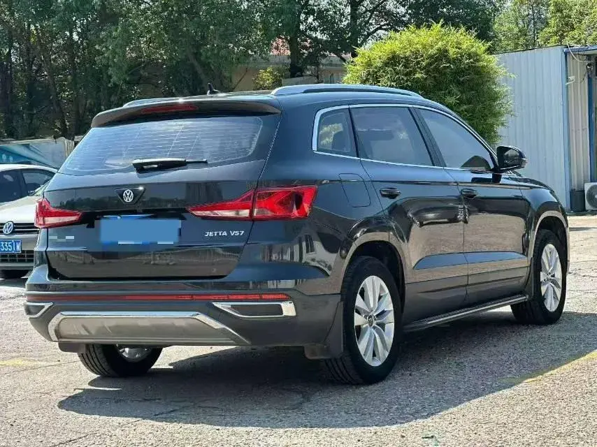 2021 JETTA VS7 thumbnail 4