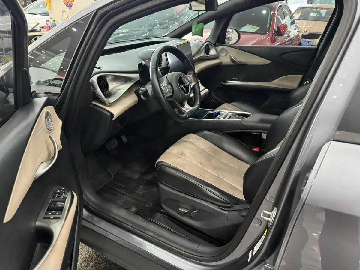 2023 BYD Dolphin BEV 44.928KWH,autocango,china used car exporter,china ev exporter,chinese used car exporter,chinese used ev exporter