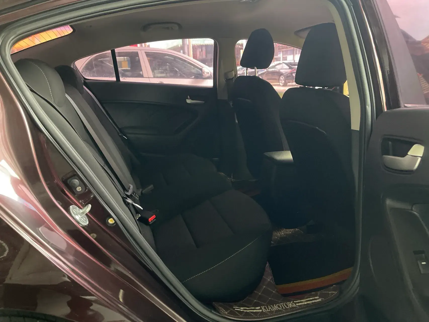 2016 KIA K3 thumbnail 4