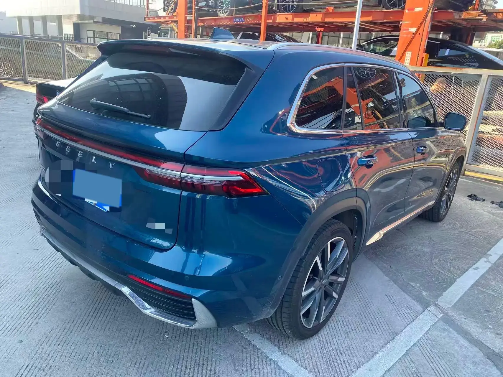 2021 GEELY MONJARO thumbnail 4