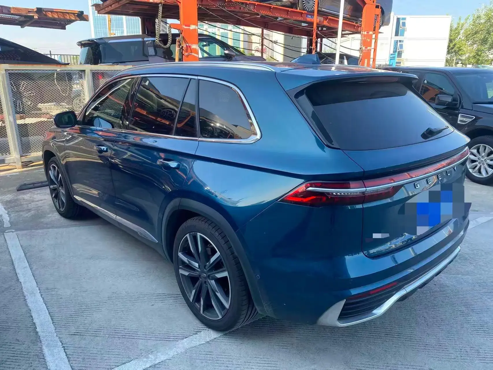 2021 GEELY MONJARO thumbnail 3