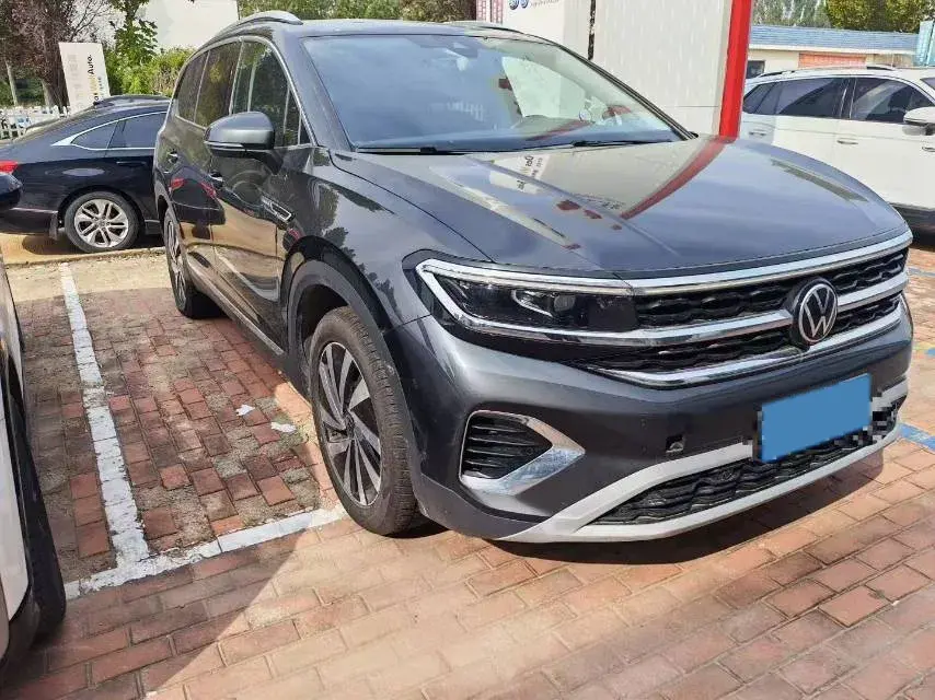 2021 VOLKSWAGEN TALAGON thumbnail 2