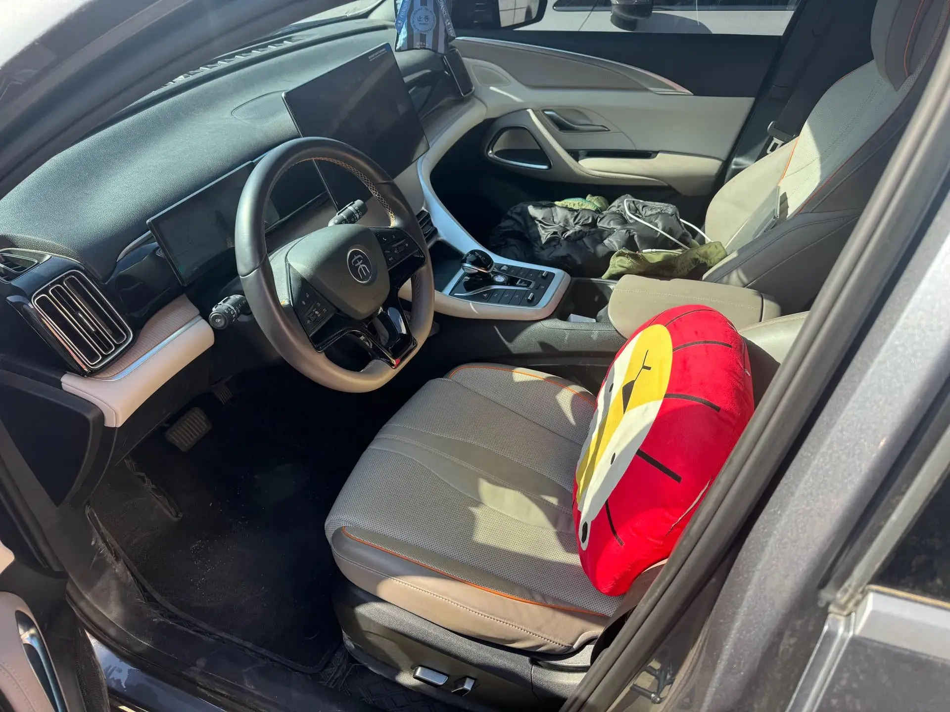 2024 BYD SONG thumbnail 4