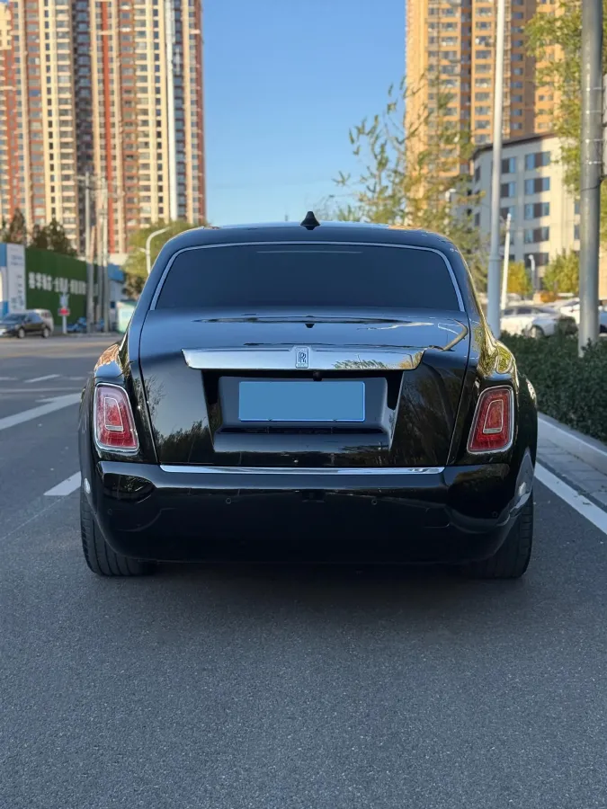 2018 Rolls-Royce Phantom 6.7T 571HP V12 8AT,autocango,china used car exporter,china ev exporter,chinese used car exporter,chinese used ev exporter