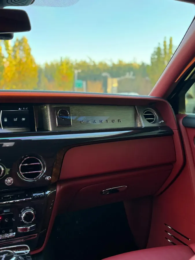 2018 Rolls-Royce Phantom 6.7T 571HP V12 8AT,autocango,china used car exporter,china ev exporter,chinese used car exporter,chinese used ev exporter