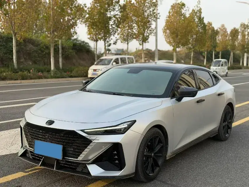 2022 CHANGAN UNI-V view 1