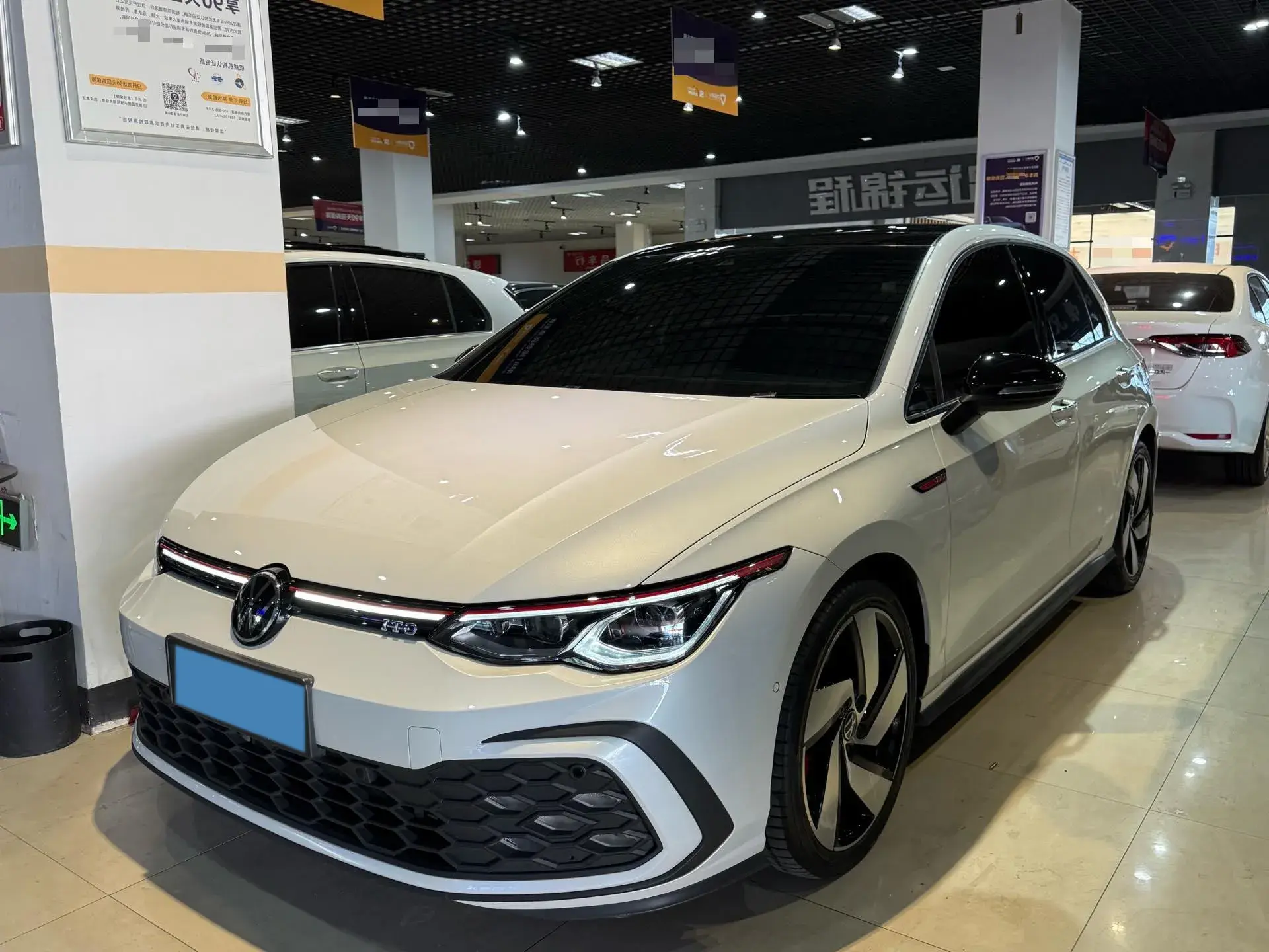 2021 VOLKSWAGEN GOLFGTI view 1